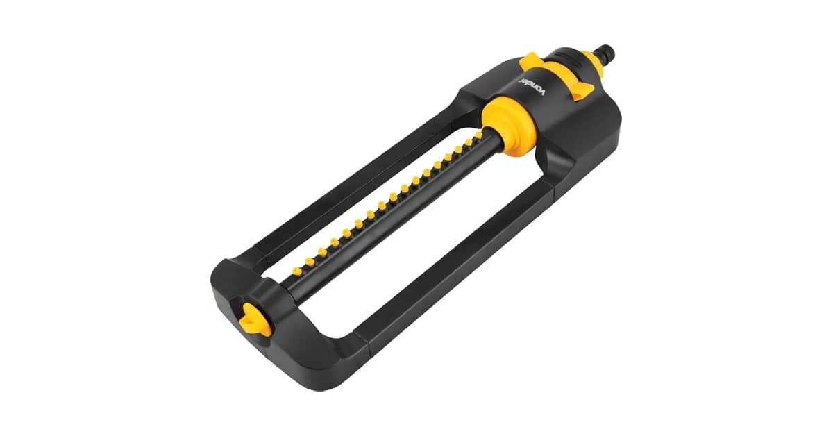 Melhor aspersor para grama: Giratório ou Fixo?