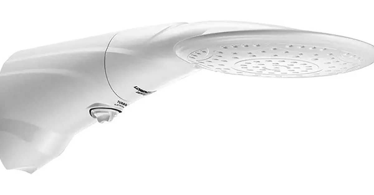 Melhor chuveiro com pressurizador custo benefício: Top 10 Potentes