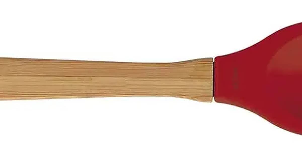 Qual a Melhor Colher para Cozinhar que Não Risca?