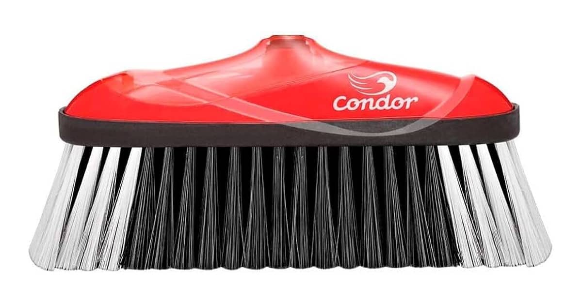 Qual a Melhor Vassoura para Varrer Piso de Cerâmica Sem Riscar?