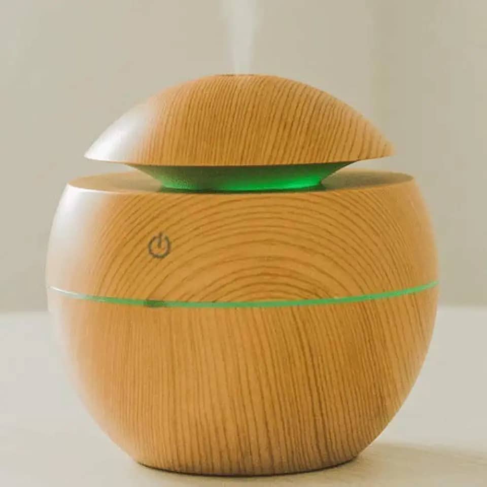 Difusor de Aromas Elétrico Ultrassônico 7 Cores Aromaterapia (Madeira Clara)