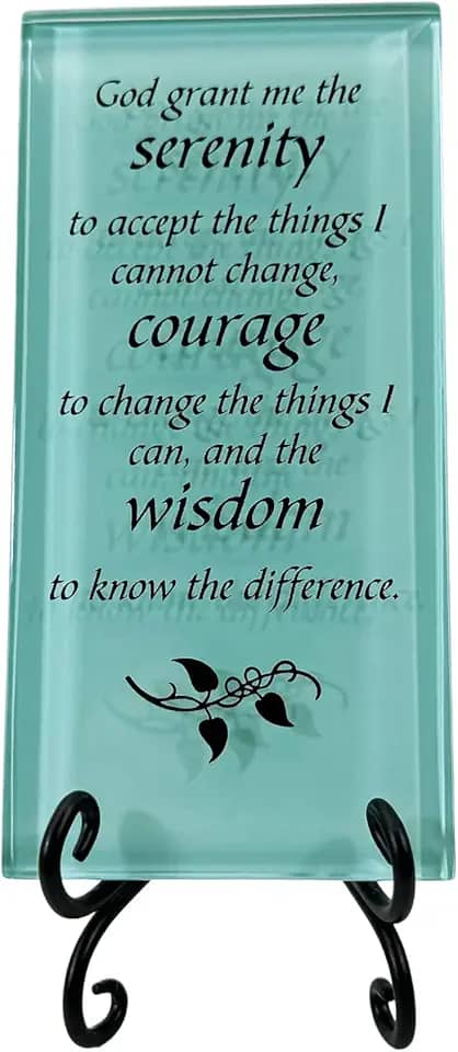 Placa de vidro inspiradora Lifeforce Glass The Serenity Prayer. Incentivando e centralizando palavras para empoderar. Inclui um cavalete dobrável de espuma do mar.