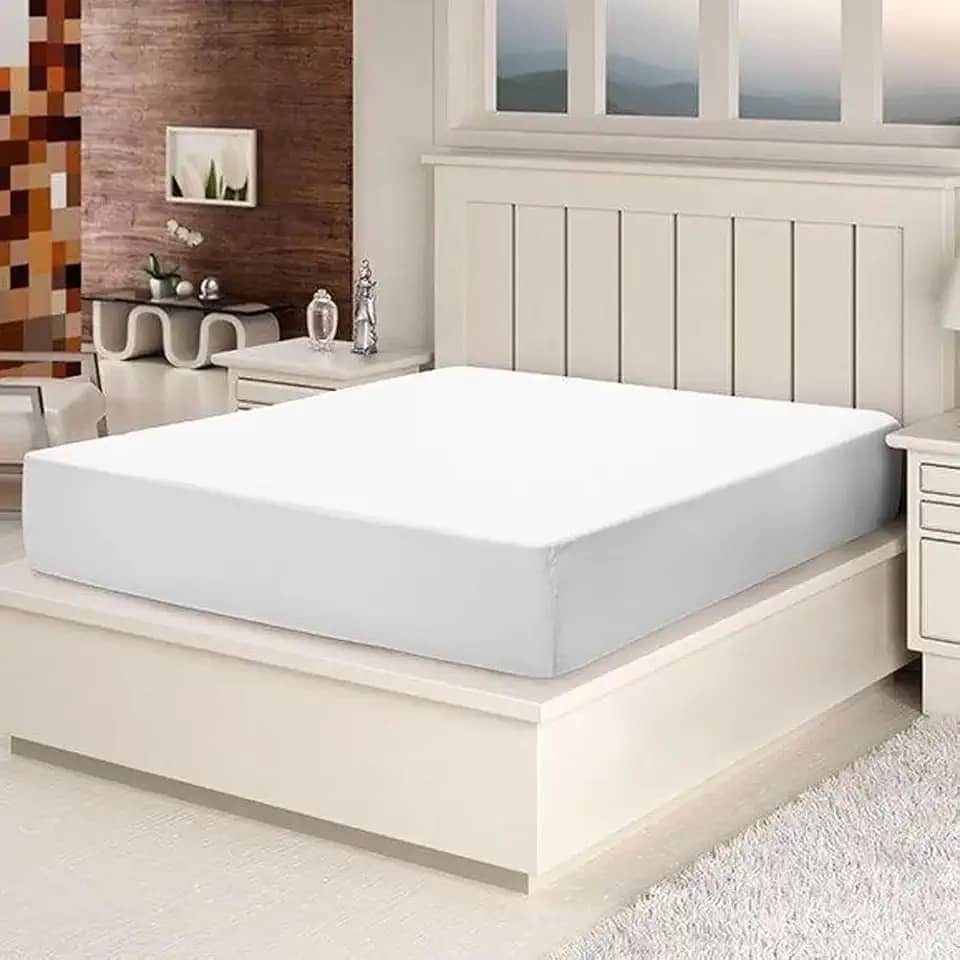 Capa Colchão Impermeável Queen Fama com Elástico, 40 cm de Altura, Protetor de Colchão Antiácaro