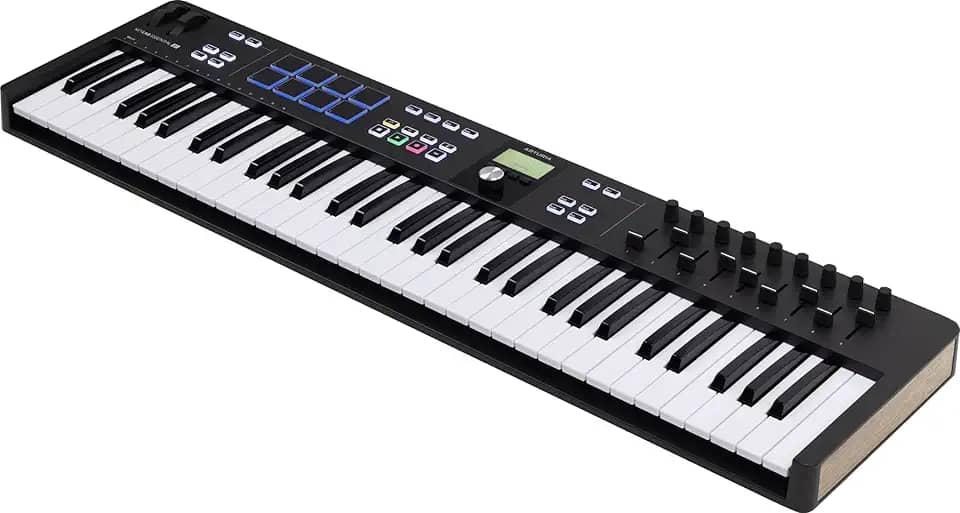 Teclado Controlador Arturia Keylab Essential 61 MK3 Black Edition