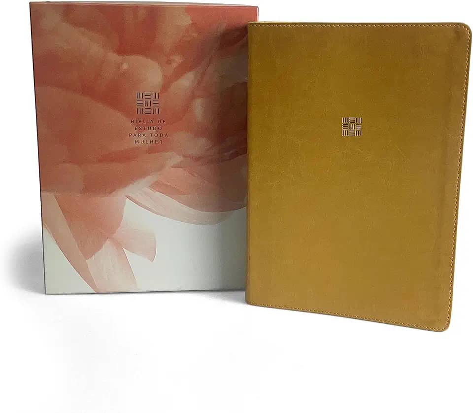 Bíblia de Estudo para Toda Mulher (NVT) - Capa Bege