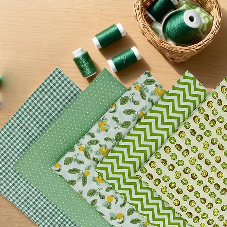 5 peças de tecidos de retalhos de algodão, 100% algodão sarja, tecidos artesanais com estampa de desenho animado faça você mesmo, feito à mão, patchwork para costura de artesanato DIY, 25 cm x 25 cm