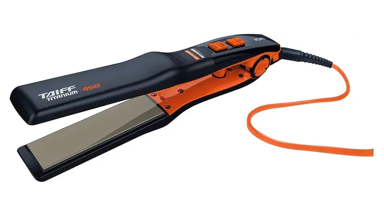 Melhor Chapinha Taiff Titanium: Liso de Salão em Casa