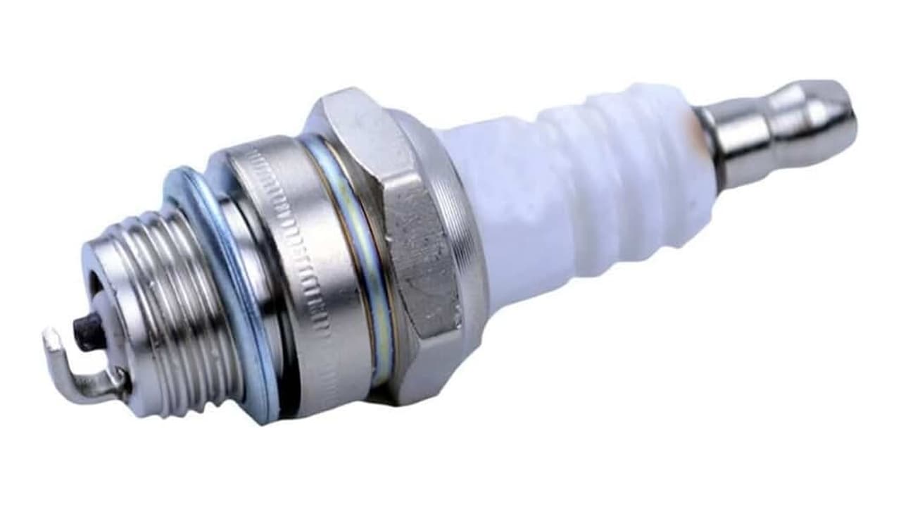 Qual a Melhor Vela de Ignição para Moto: 10 Opções