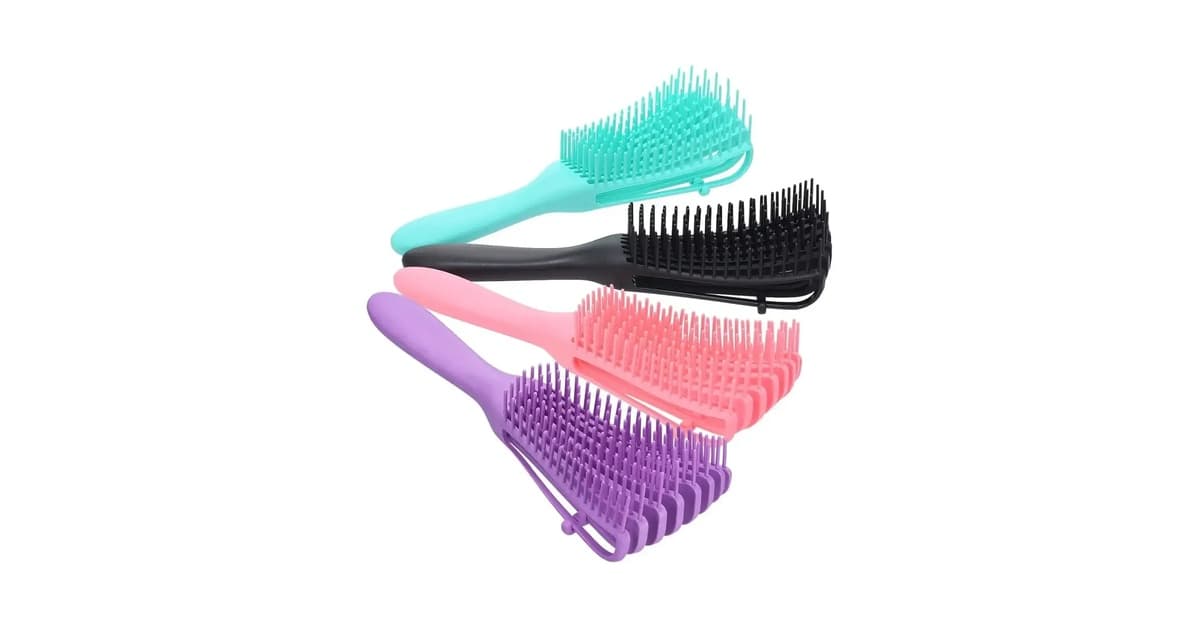 Qual Melhor pente ou escova para cabelos cacheados para Fitagem Perfeita?