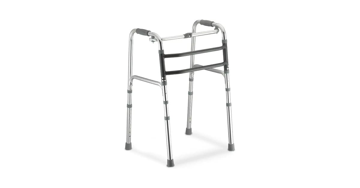 Qual o Melhor andador para idoso: Fixo ou Rodas?