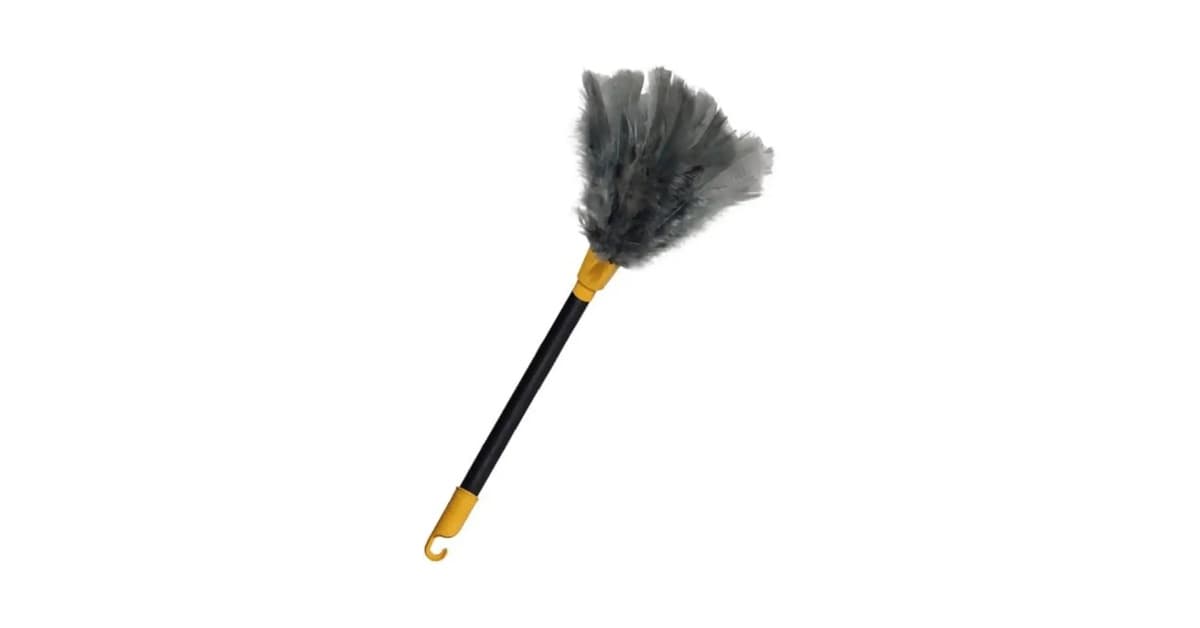 Qual o Melhor Espanador de Pó: Microfibra ou Pena?