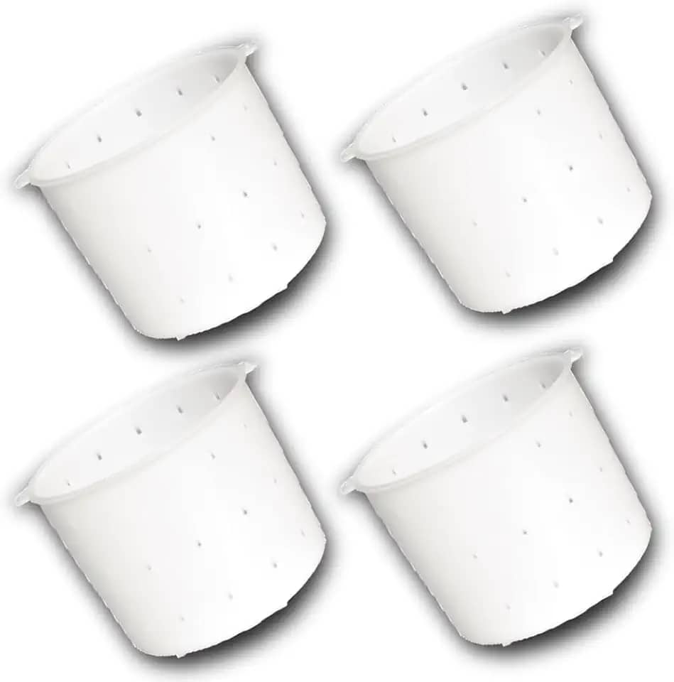 Forma para Queijo Minas Frescal e Ricota, Polietileno Branco, 1kg, 4 Unidades, 120x149x149mm, Com Tela Rígida e Furos