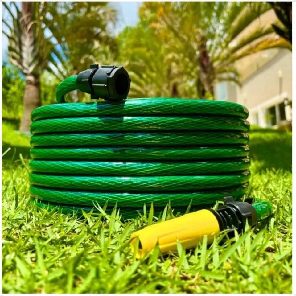 Mangueira de Jardim Reforçada com Esguicho e Conectores Anti-Dobra 10mts 20mts 30 mts 35mts e 50 metros (30mts)