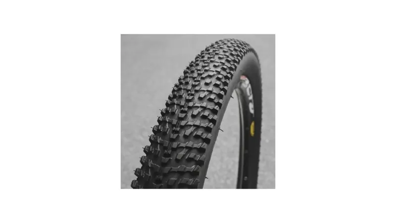 Melhor pneu de bicicleta para asfalto: 8 Modelos